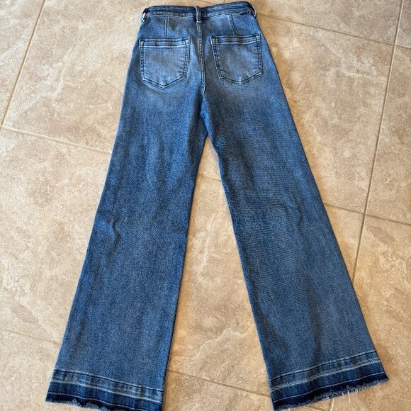 RISEN Medium Wash Ombre Hem Patch Pocket Wide Leg Jeans - Picture 4 of 9